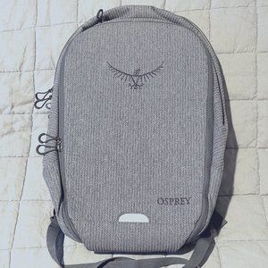 Like-new Osprey Cyber Port Daypack backpack - great commuter laptop bag